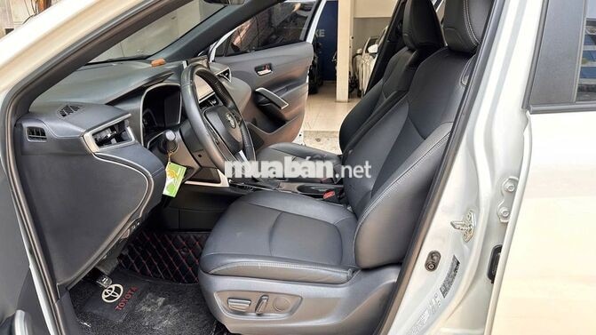 Toyota Corolla Cross 1.8V 2022 Trắng 40.000 km