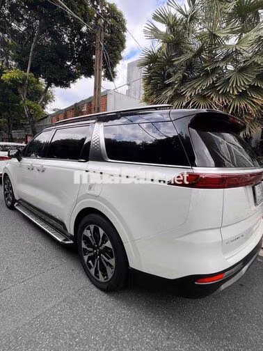 Kia Carnival 7 chỗ xanh wash Trắng full dầu