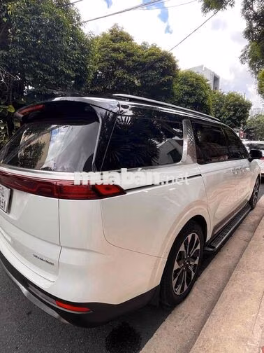Kia Carnival 7 chỗ xanh wash Trắng full dầu