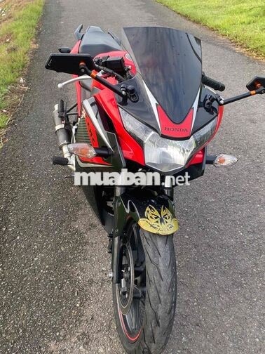 Honda CBR Đỏ đen Xe côn tay
