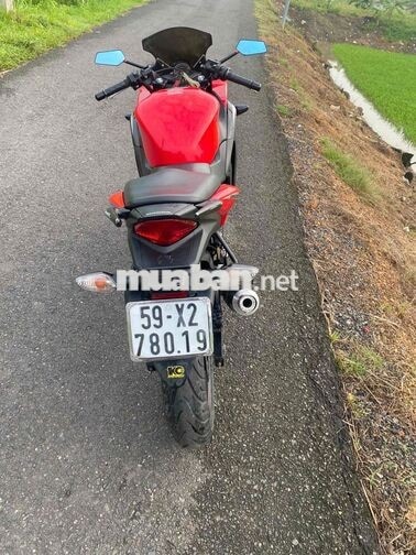 Honda CBR Đỏ đen Xe côn tay
