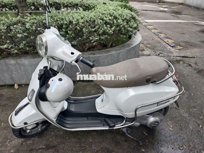 Piaggio Vespa 2012 Trắng Việt Nam