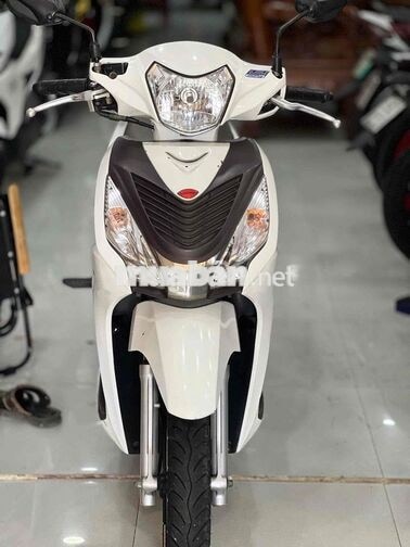 Honda Vision 2017 Trắng