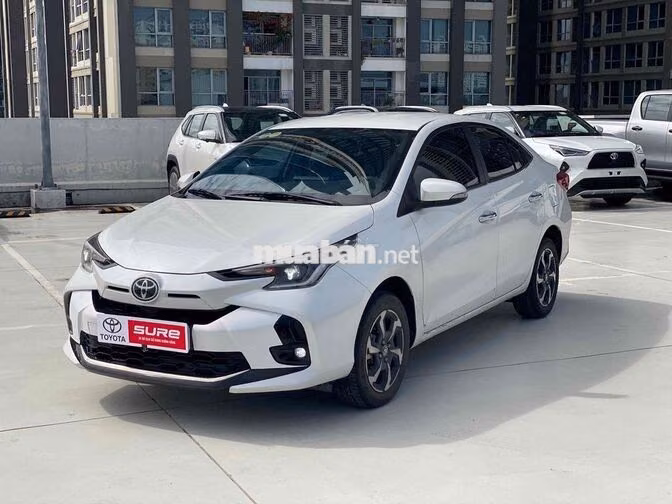 Toyota Vios 1.5G CVT 2025 Trắng Tự động