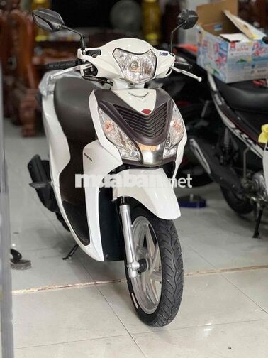 Honda Vision 2017 Trắng