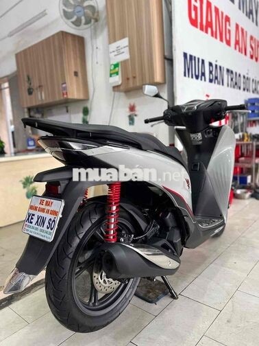 Honda SH 125 ABS 2024 Xám xi măng 3000km