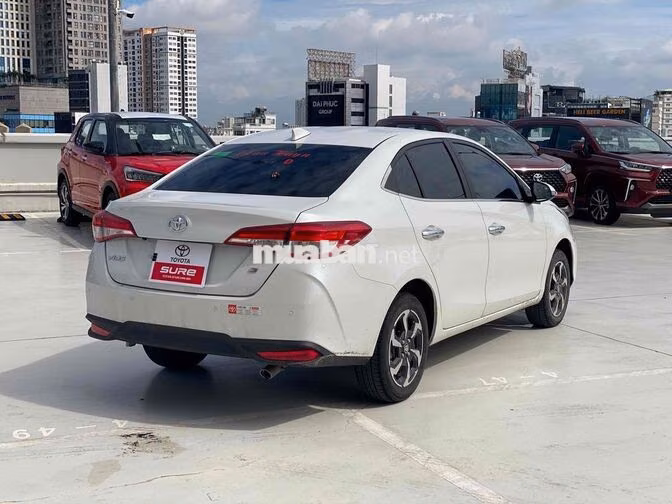 Toyota Vios 1.5G CVT 2025 Trắng Tự động