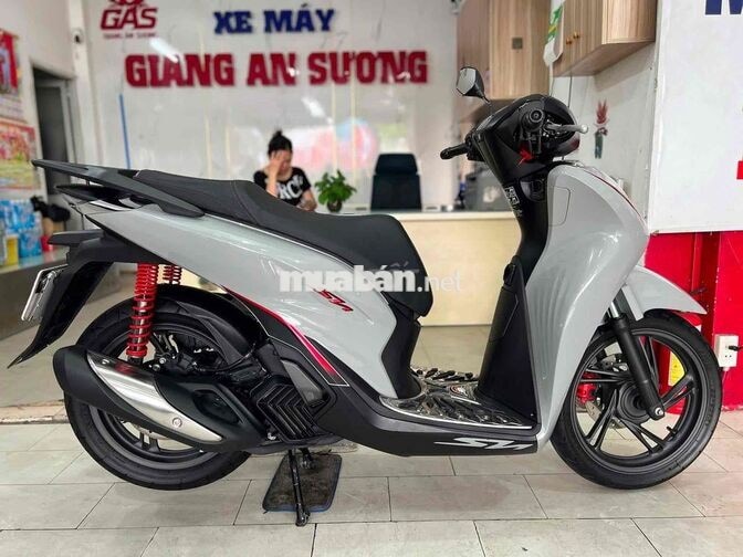 Honda SH 125 ABS 2024 Xám xi măng 3000km