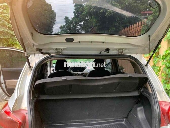 Hyundai i10 2014 SX bản đủ Bạc