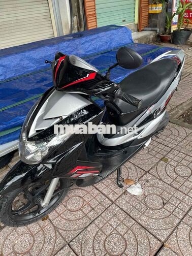 Yamaha Ultimo Đen bạc Tự động
