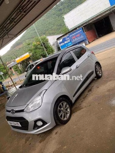 Hyundai i10 2014 SX bản đủ Bạc