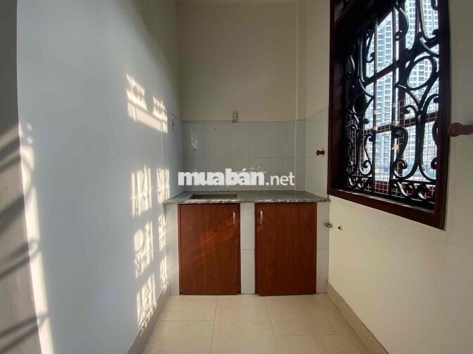 CĂN HỘ ĐANG ĐƯỢC CẢI TẠO LẠI FULL NỘI THẤT CÓ MGR SOFA GIÁ ĐẦU 6
