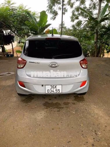 Hyundai i10 2014 SX bản đủ Bạc