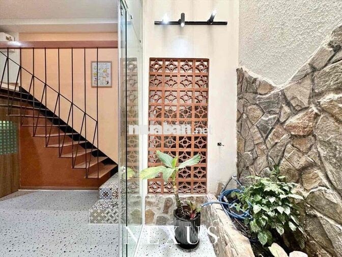 CĂN HỘ CÓ GÁC + SÂN SAU | FULL NỘI THẤT SIÊU ĐẸP NGAY CV LÀNG HOA