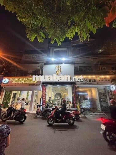 Cho thuê nhà số 16 đường Trần Văn Hoàng - Tân Bình
