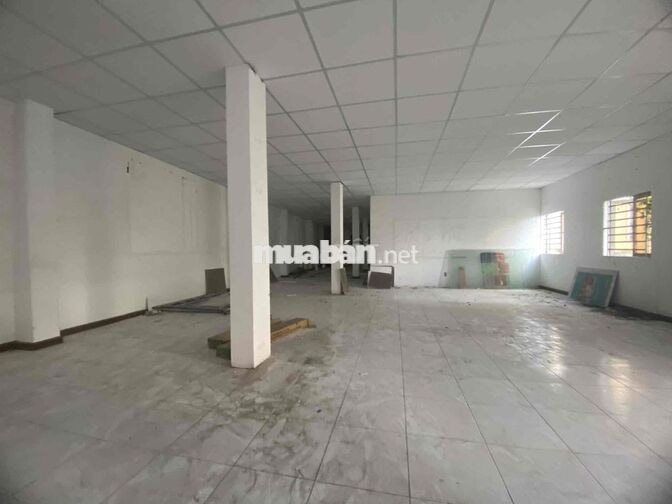 CHO THUÊ VP CTY MẶT TIỀN ĐƯỜNG LUỸ BÁN BÍCH