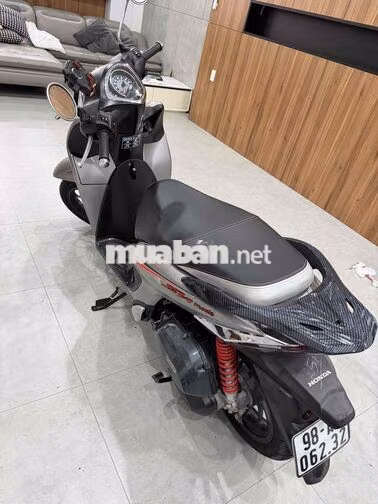 Honda SH mode 2025 Bạc, Đen 1602 km