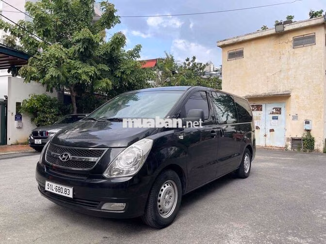 Hyundai Starex Van 2014 Dầu Đen
