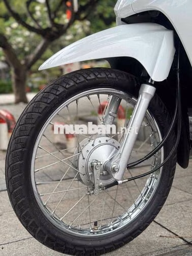 Wave A 110 2023 Trắng đen 15.000km bstp chính chủ