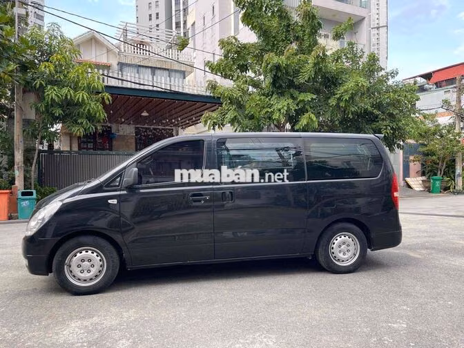 Hyundai Starex Van 2014 Dầu Đen