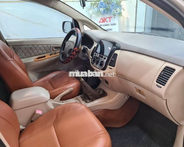 TOYOTA INNOVA G 2006 SỐ SÀN 8 CHỖ 2 DÀN LẠNH