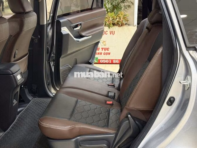 INNOVA CROSS V 2024 - HỖ TRỢ BANK 70% - GIÁ TL