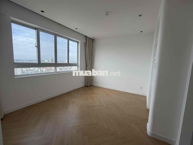 Bán chung cư Hùng Vương Plaza .Dt 130m. 3pn tầng cao view đẹp ,10.3 tỷ