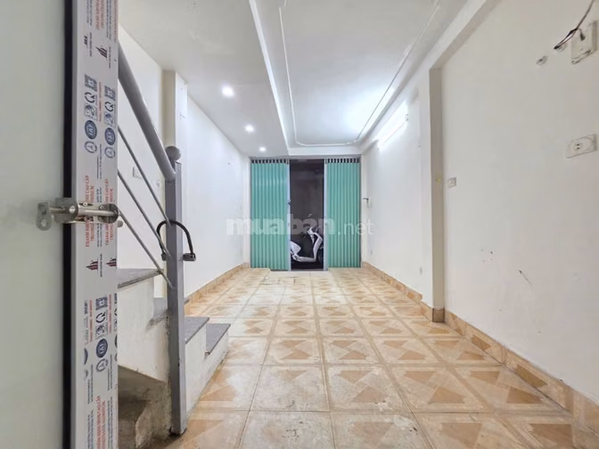 Bán gấp nhà ngõ 93 Vũ Tông Phan cạnh Ngã Tư sở, đường vành đai 2.5