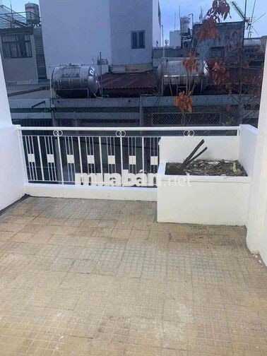 Nhà ThuêQ11  Lạc Long Quân F3- 12triệu