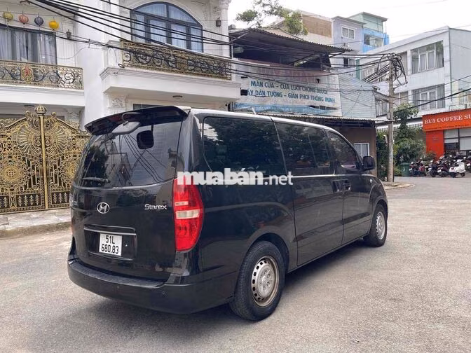 Hyundai Starex Van 2014 Dầu Đen