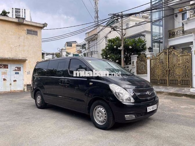 Hyundai Starex Van 2014 Dầu Đen