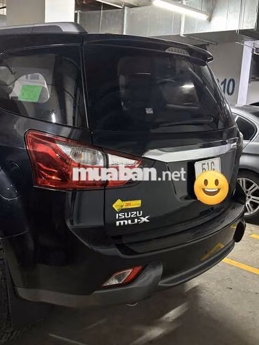 Isuzu mu-X Limited 2017 Đen