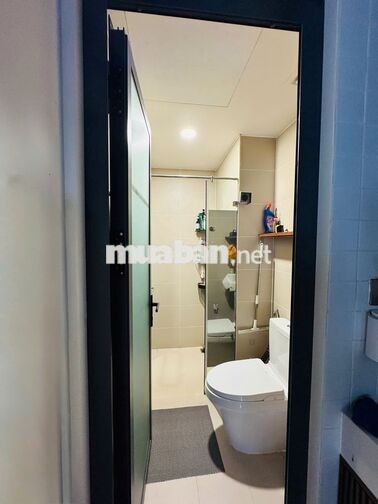 Q7 BOULEVARD 2PN FULL NỘI THẤT ĐẸP 13TR, TẦNG TRUNG, GIÓ MÁT