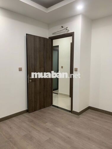 Q7 BOULEVARD 2PN FULL NỘI THẤT ĐẸP 13TR, TẦNG TRUNG, GIÓ MÁT