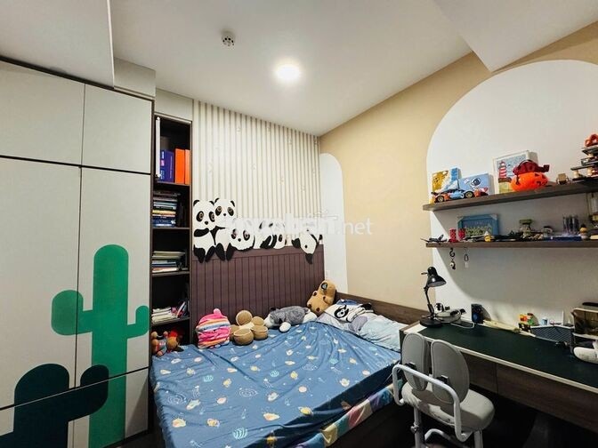 Q7 BOULEVARD 2PN FULL NỘI THẤT ĐẸP 13TR, TẦNG TRUNG, GIÓ MÁT