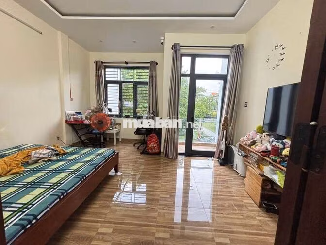 NHÀ 2 TẦNG 2PN 3WC MT KHU MÂN THÁI