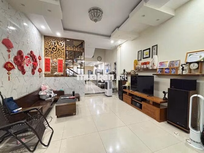 NHÀ 2 TẦNG 2PN 3WC MT KHU MÂN THÁI