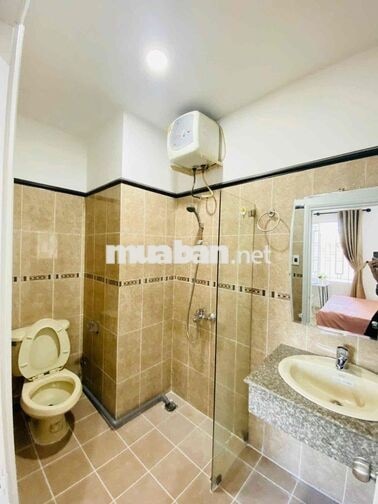 🍀Phòng trọ đầy đủ nội thất, thang máy. Ngay Bùi Viện, Metro Bến Thành