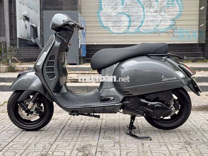 GTS Super 125 3Vie Xám 06/2015