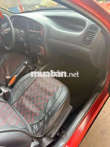 Daewoo Lanos 2000 Đỏ 5 chỗ