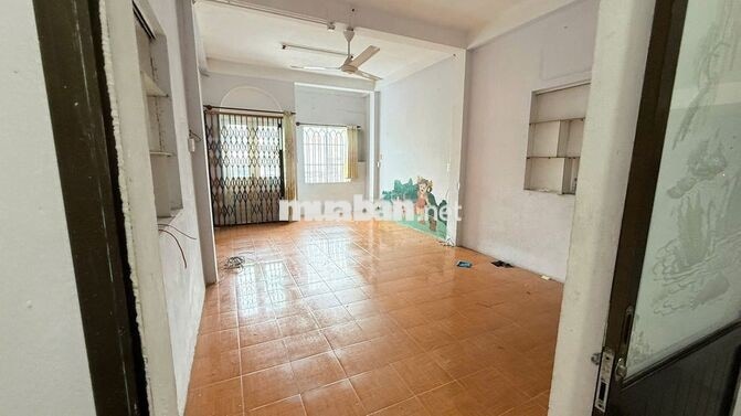 NHÀ NGUYÊN CĂN CƯ XÁ PHÚ HÒA, LẠC LONG QUÂN Q11 4X16, 6 PHÒNG