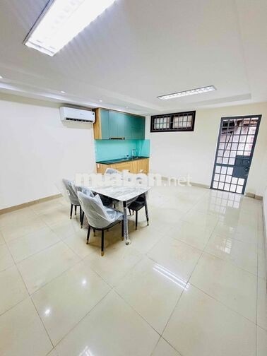MT TRẦN THÁNH TÔNG NHÀ ĐẸP 3 TẦNG 5PN SÂN OTO