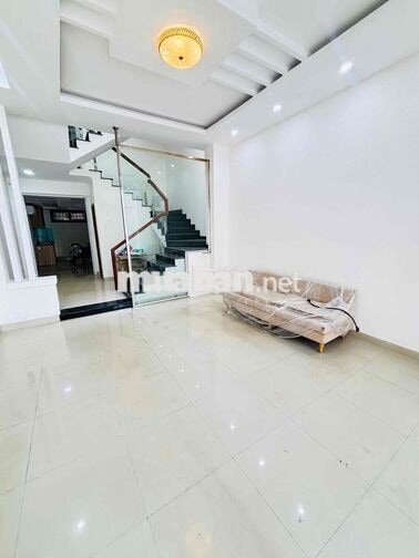 MT TRẦN THÁNH TÔNG NHÀ ĐẸP 3 TẦNG 5PN SÂN OTO