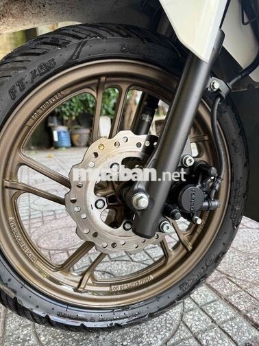 Honda Vario 125 2024 Smartkey Trắng