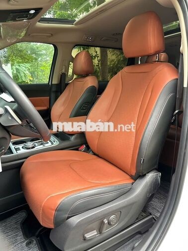 Kia Carnival Signature 2024 Trắng 12.000 Km