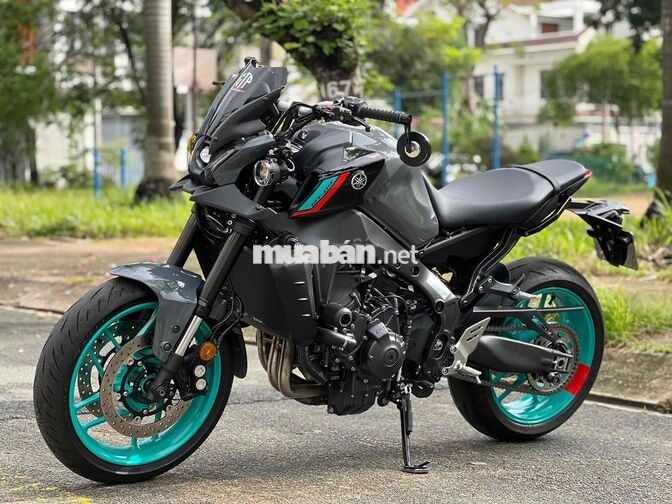 Yamaha MT09 2022 Xám 1.100km, có giao lưu xe.