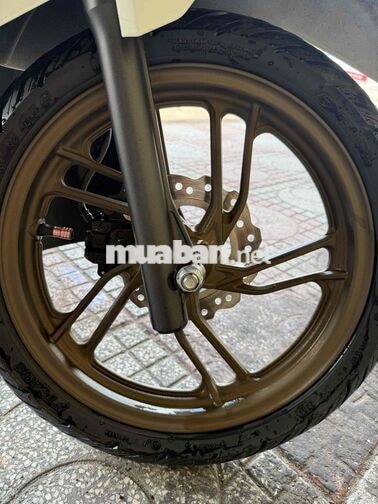 Honda Vario 125 2024 Smartkey Trắng
