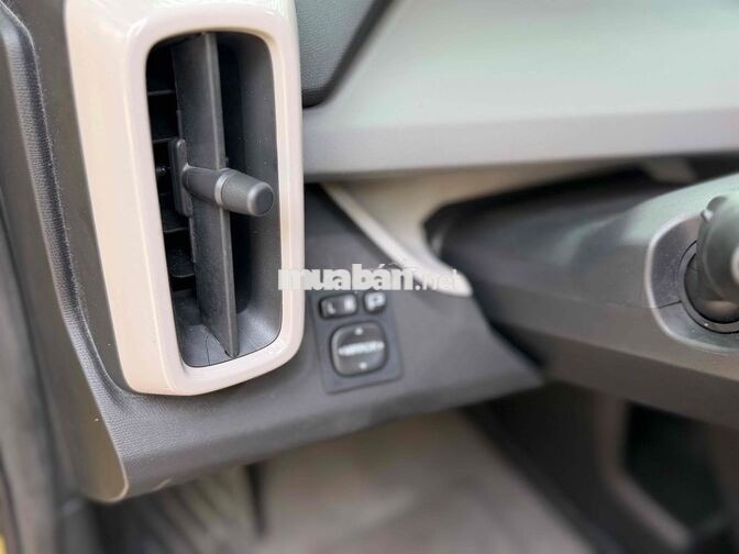VinFast VF3 2024 Vàng 6000 km thuê pin