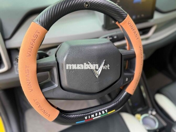VinFast VF3 2024 Vàng 6000 km thuê pin