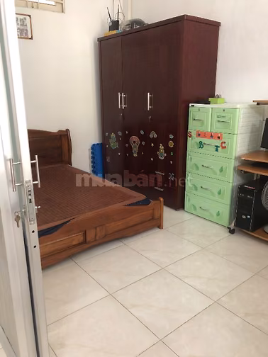 Cho thuê nhà tập thể chung cư 